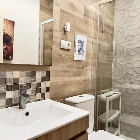 Appartement Calbaj - 1 Dorm, Wifi, Fire Stick Amazon, Centro, Playa A 850 Metros Torremolinos